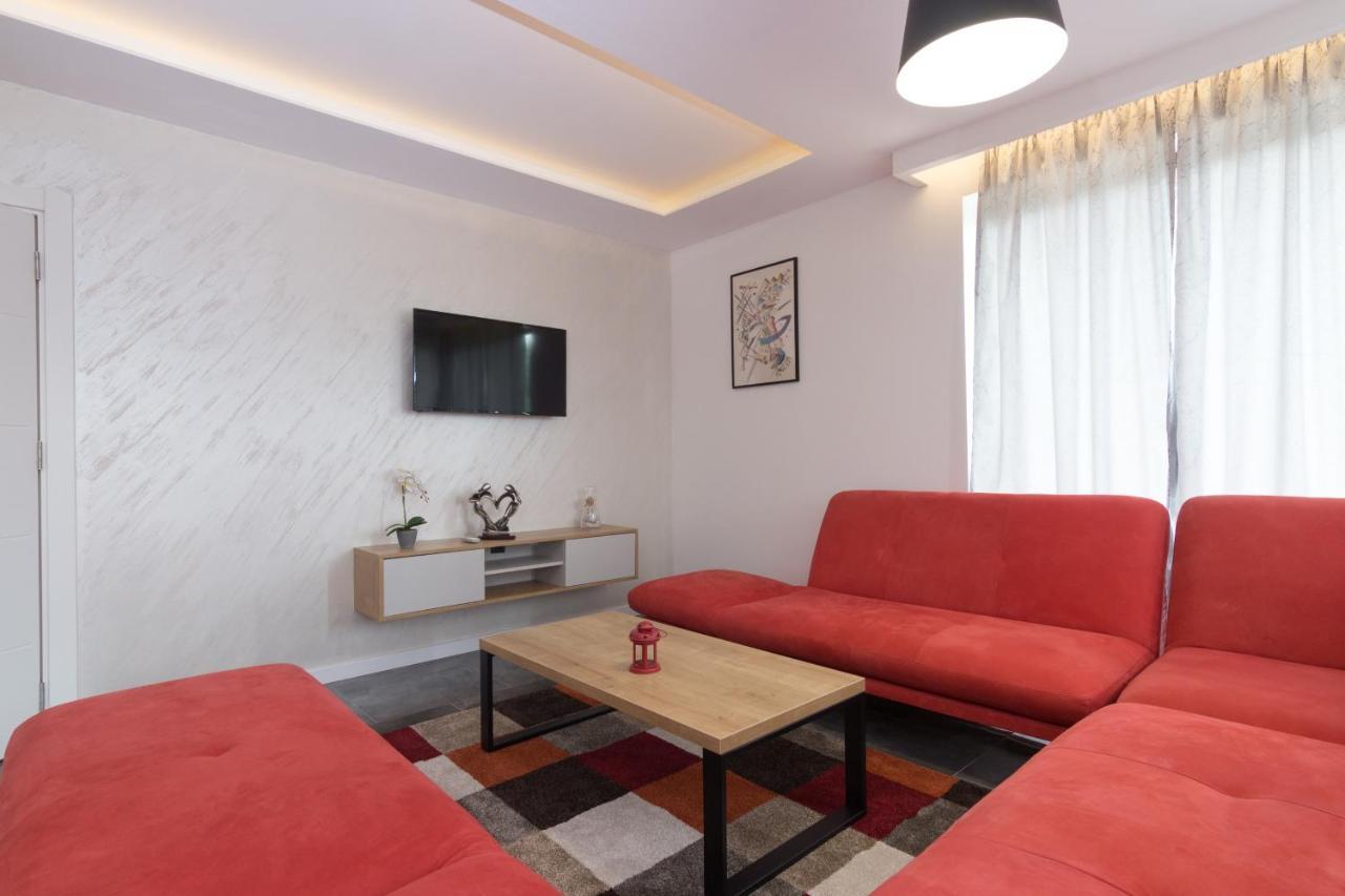 ויסוקו Deluxe Feliciano Apartments מראה חיצוני תמונה