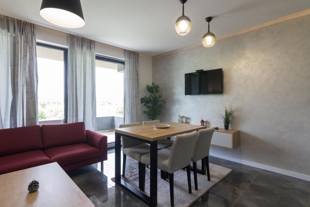 ויסוקו Deluxe Feliciano Apartments מראה חיצוני תמונה