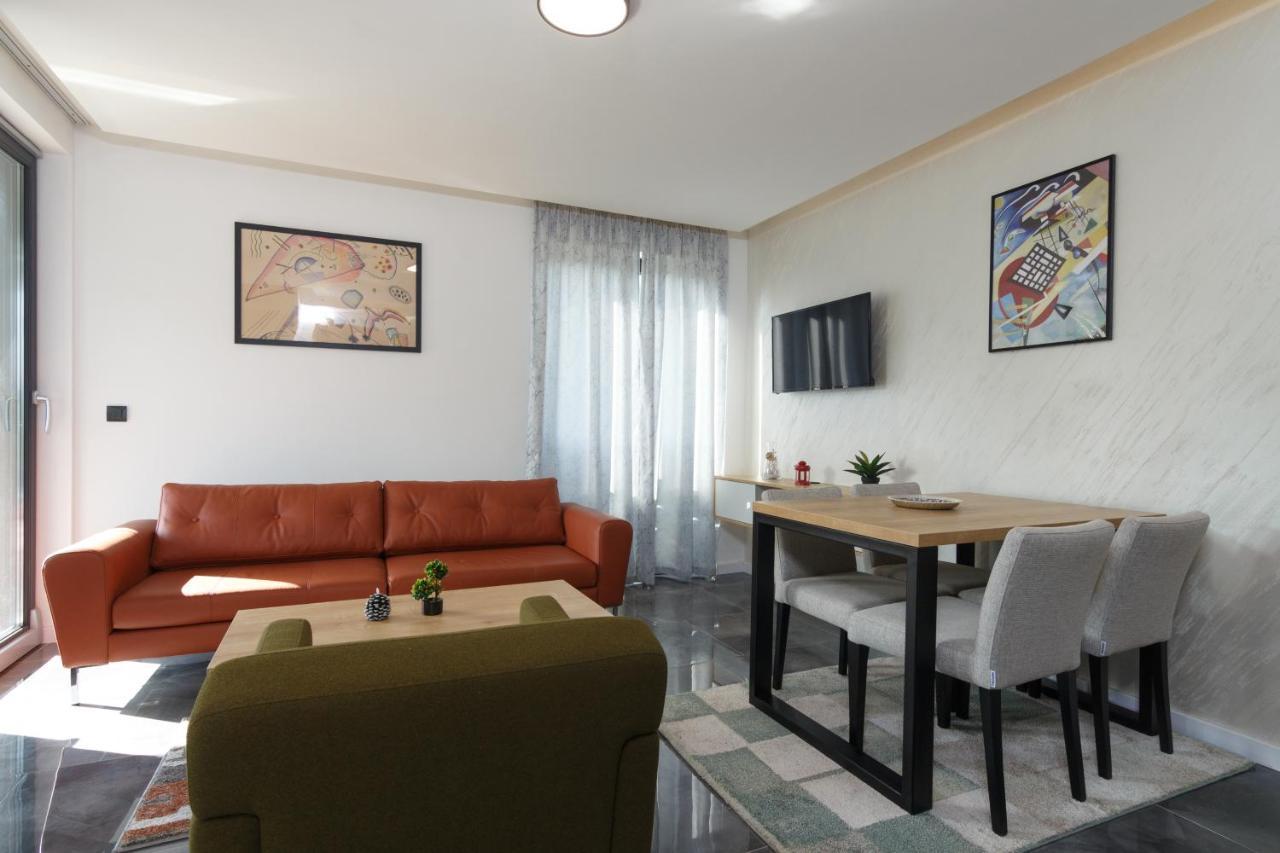 ויסוקו Deluxe Feliciano Apartments מראה חיצוני תמונה